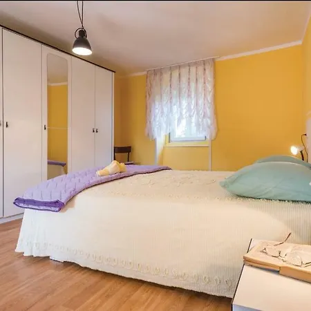 Nyaraló Valich Rakalj